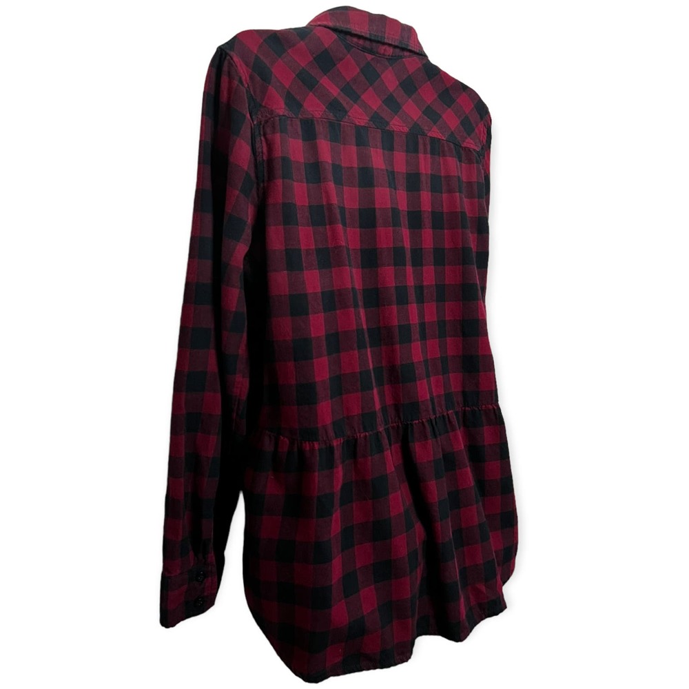 Beach Lunch Lounge Women's Red & Black Plaid Flannel Button Up Shirt Size Small - Picture 11 of 13